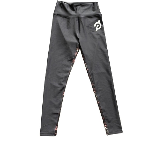 SzL Peloton Show Up Digital Floral Biking Leggings in Black. NWT - Picture 3 of 9